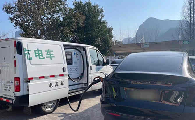 鹤庆汽车搭电